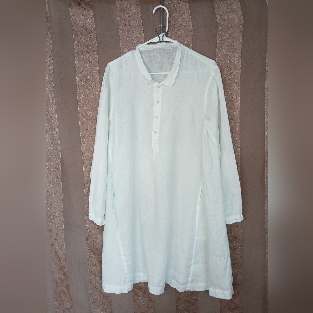 CP Shades White Tunic Top